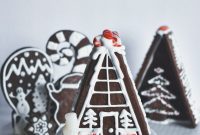Oreo Cookie Gingerbread Houses