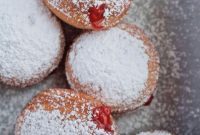 Polish Paczki Doughnut Indulgence