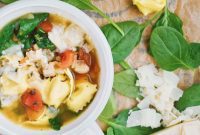 Quick and Easy Cheesy Spinach Tortellini Soup