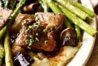 Slow-Cooked Beef Ribs