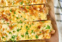 Irresistible Garlic Cheese Bread