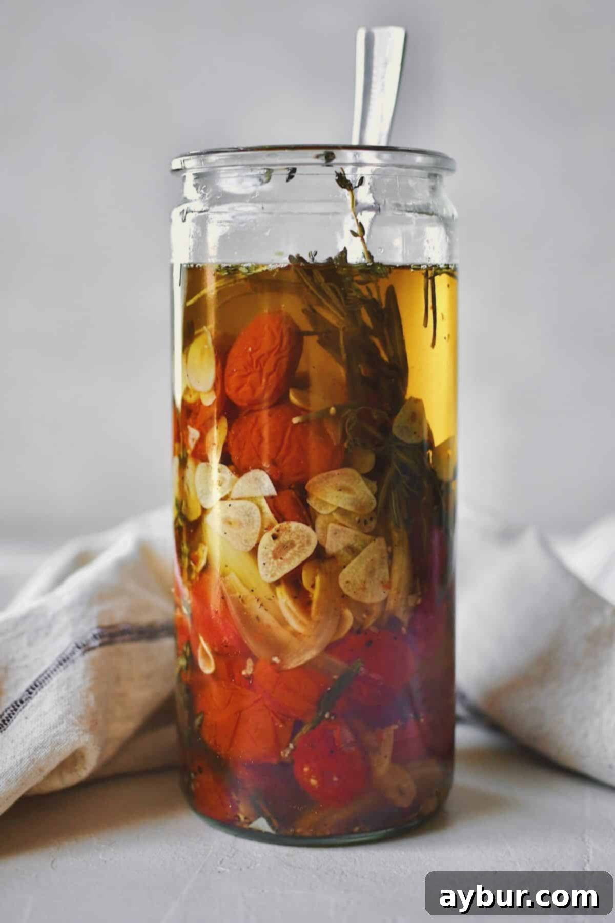 Slow-Roasted Tomato Confit 1 featured 25528