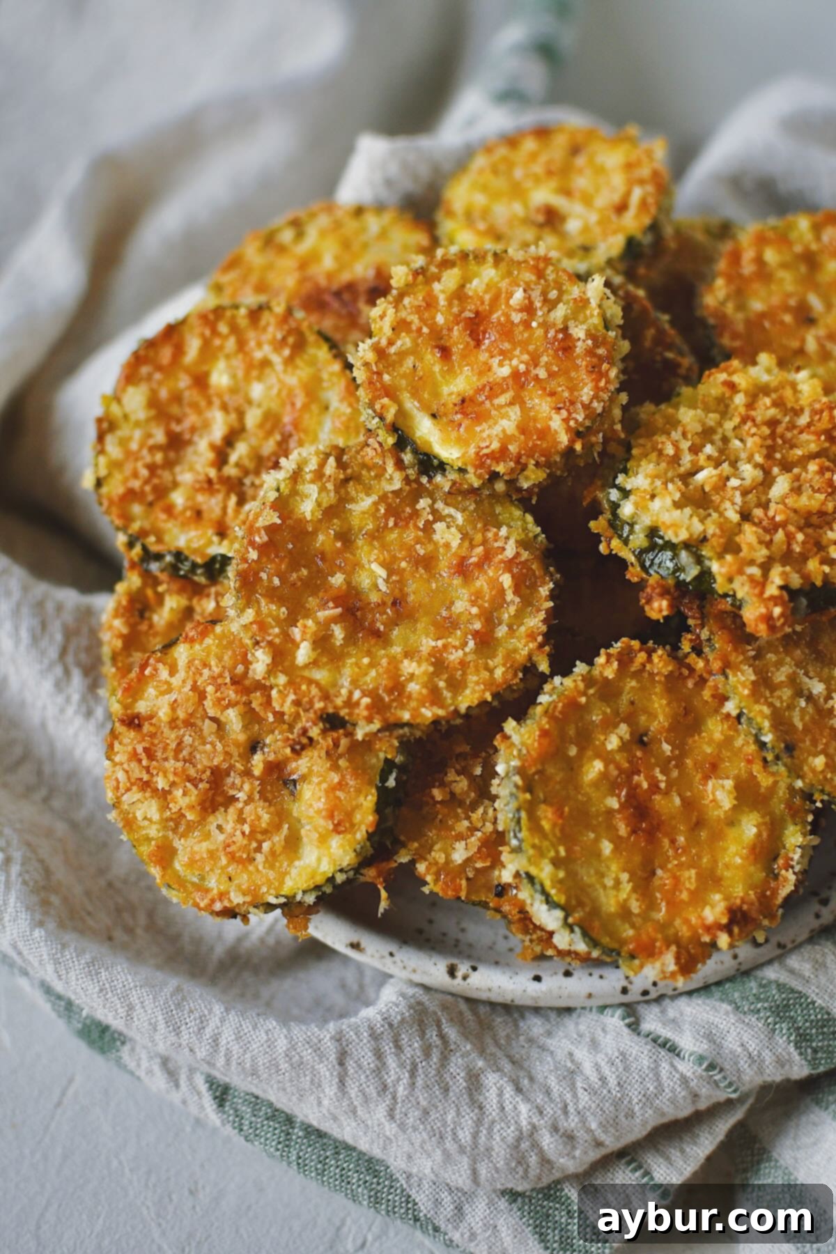 Baked Zucchini Crisps 1 featured 27227
