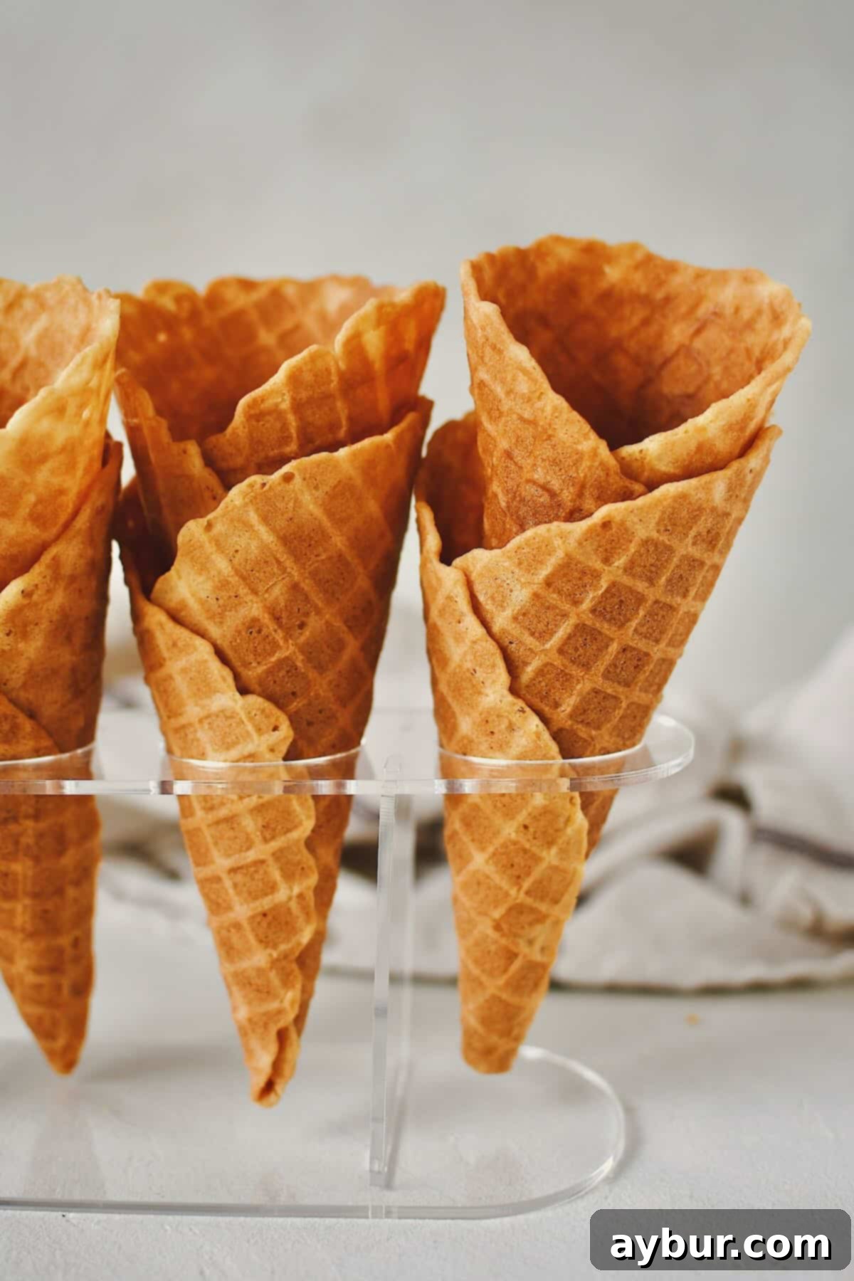Crispy Homemade Waffle Cones 1 featured 27627
