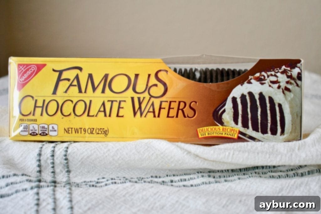 Nabisco Famous Chocolate Wafers in the box