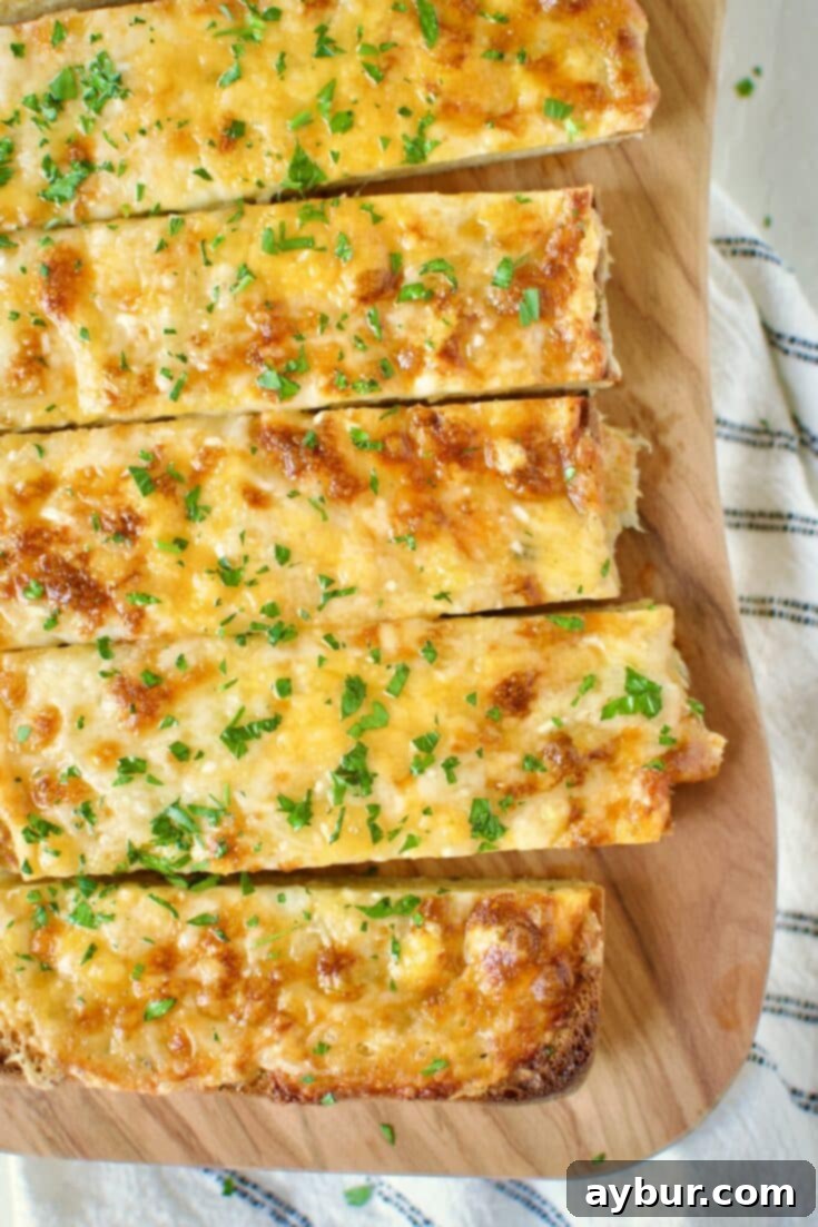 Cheesy Garlic Bread for social sharing.