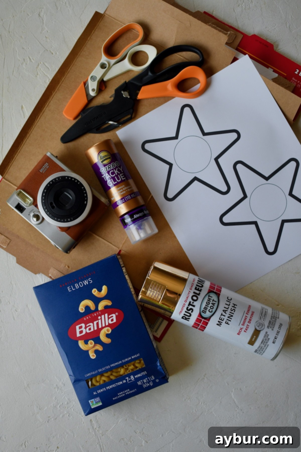 Materials needed to make Easy Pasta Christmas Ornaments.